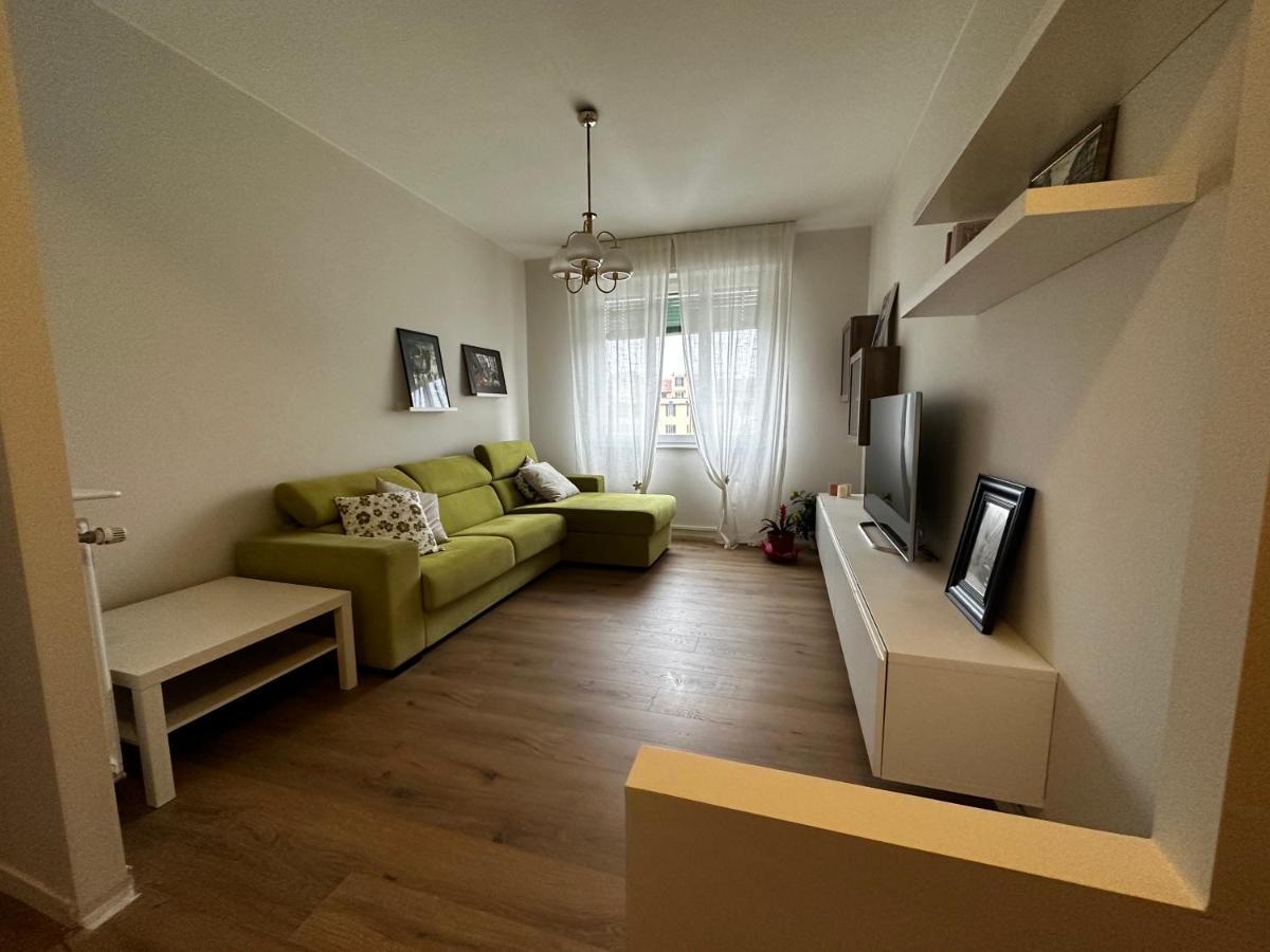 Casa Nela Lägenhet Milano Exteriör bild