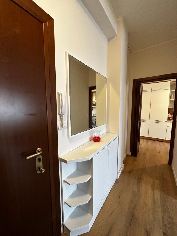 Casa Nela Lägenhet Milano Exteriör bild
